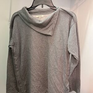 Max Studio sweatshirt size M